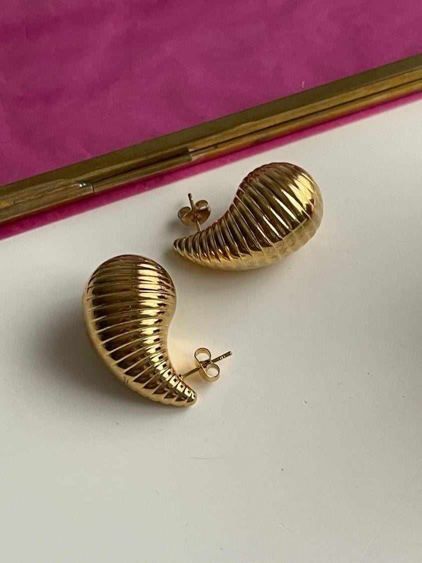 Çelik Gold Desenli Damla Küpe (2.20 Cm)