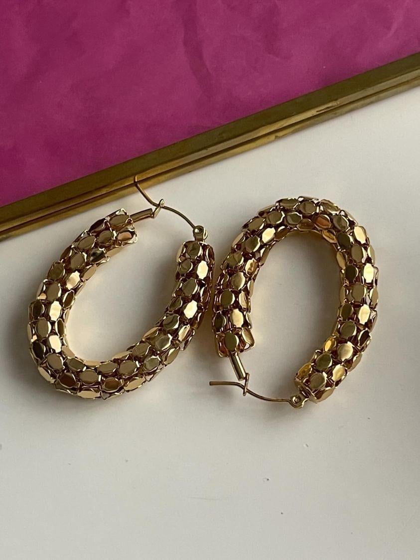 Çelik Gold Desenli Oval Küpe (4 Cm)