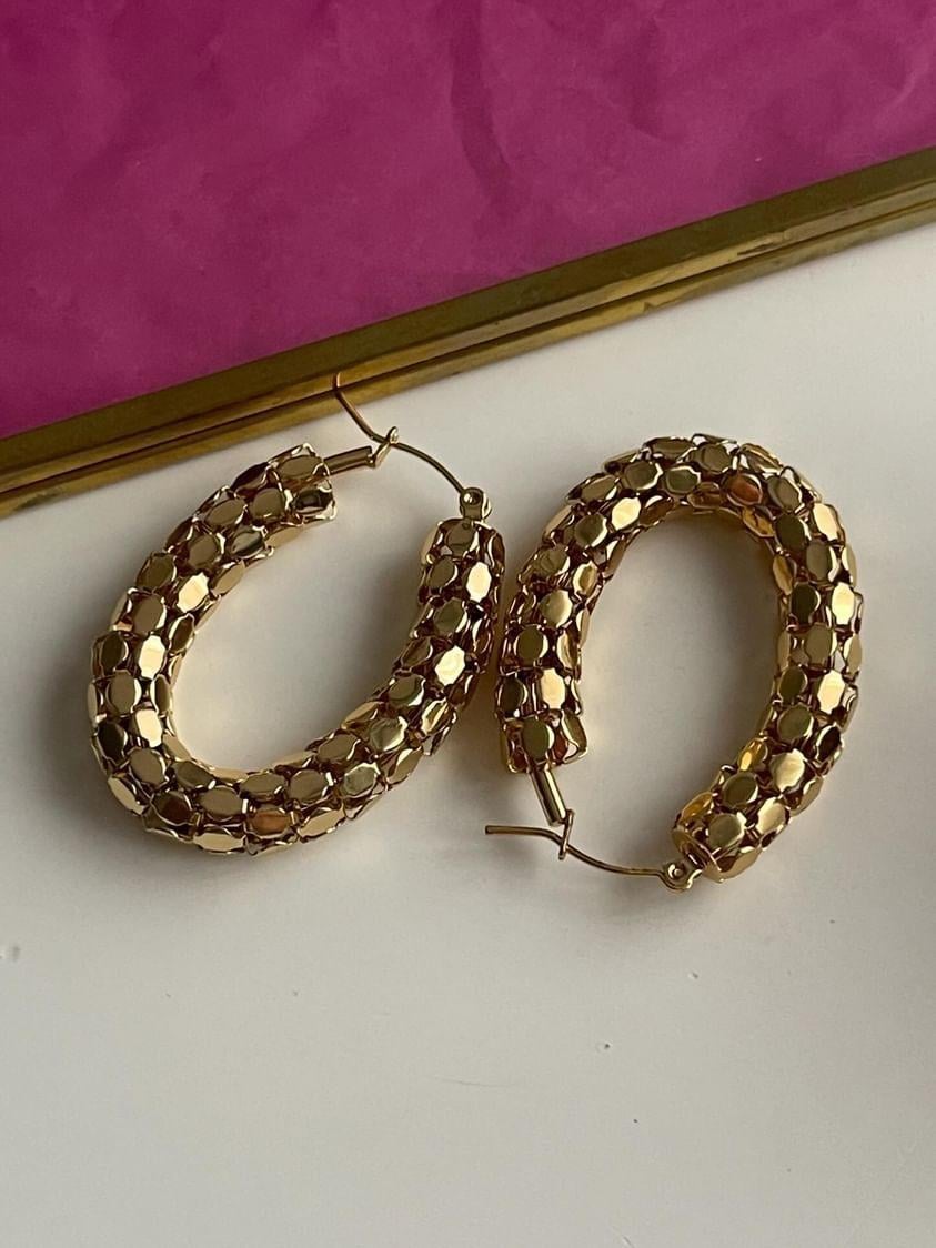Çelik Gold Desenli Oval Küpe (4 Cm)