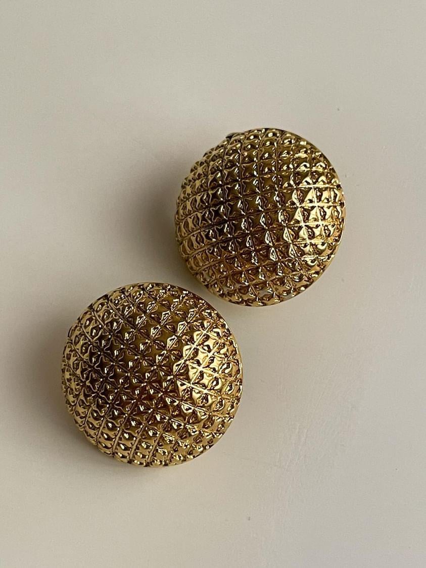 Çelik Gold Desenli Vintage Küpe 