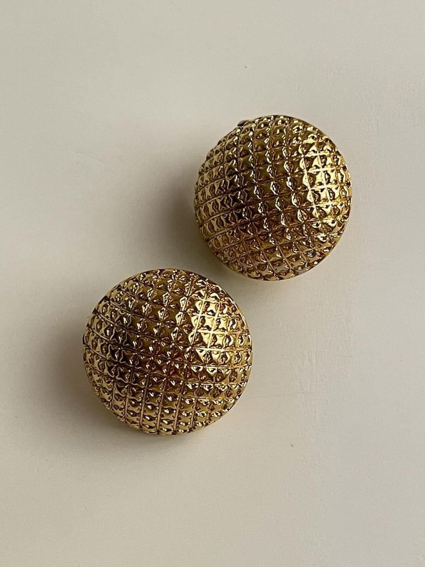 Çelik Gold Desenli Vintage Küpe 
