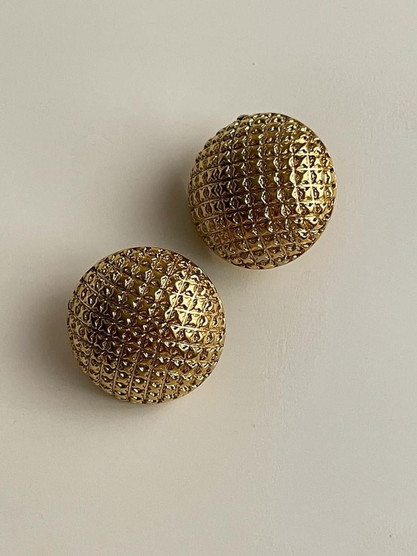 Çelik Gold Desenli Vintage Küpe 