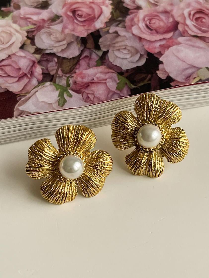 Çelik Gold İncili Diva Küpe (2.20 Cm)