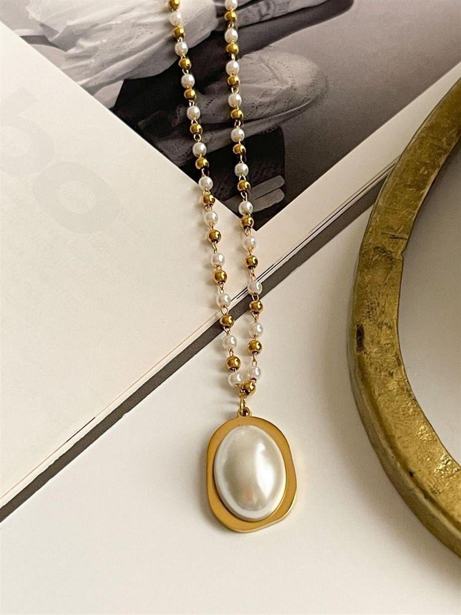 Çelik Gold İncili Sedefli Kolye (47 Cm)