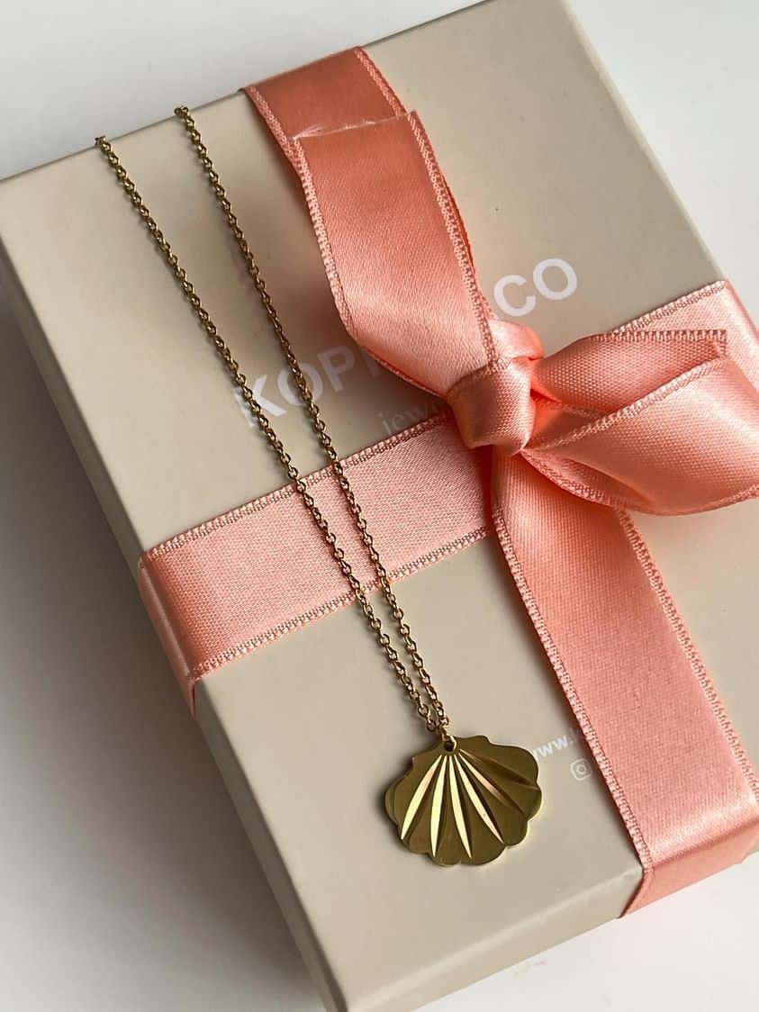 Çelik Gold İstiridye Kolye (45 Cm)