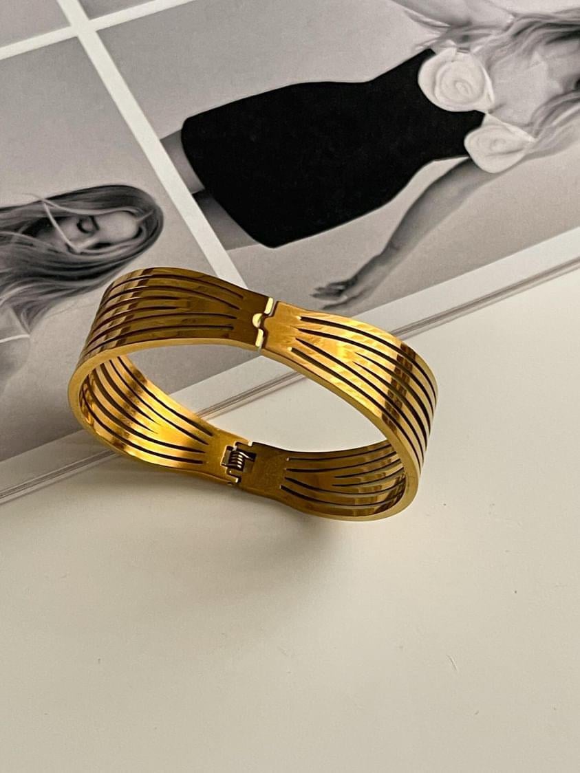Çelik Gold Kelepçe Bileklik 
