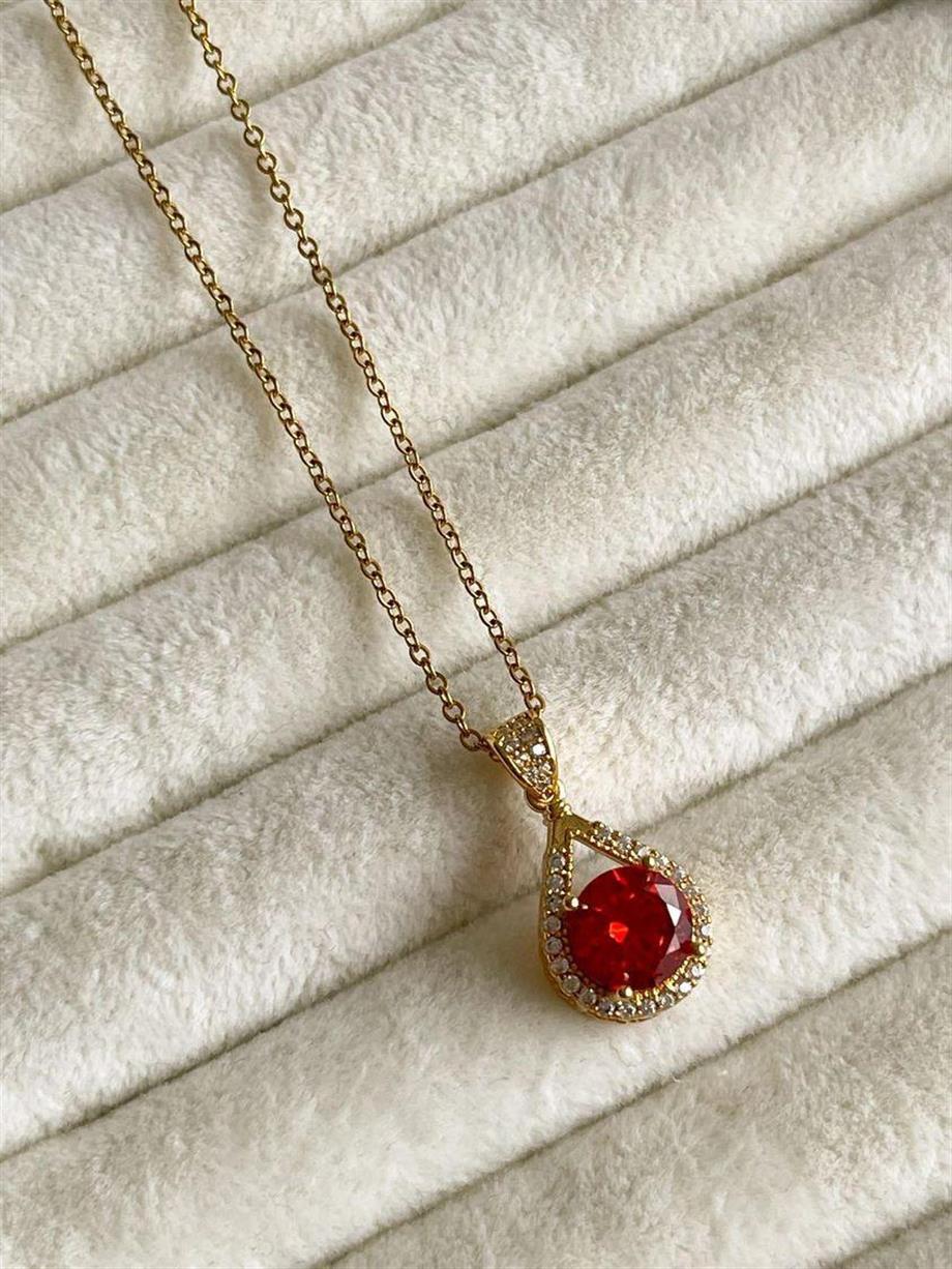 Çelik Gold Kırmızı Taşlı Hera Kolye (46 Cm)