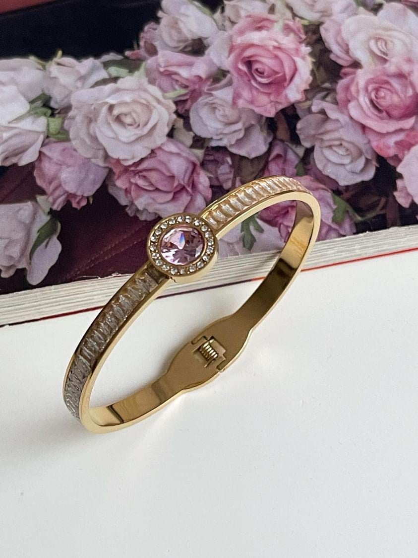 Çelik Gold Pembe Baget Taşlı Kelepçe Bilezik