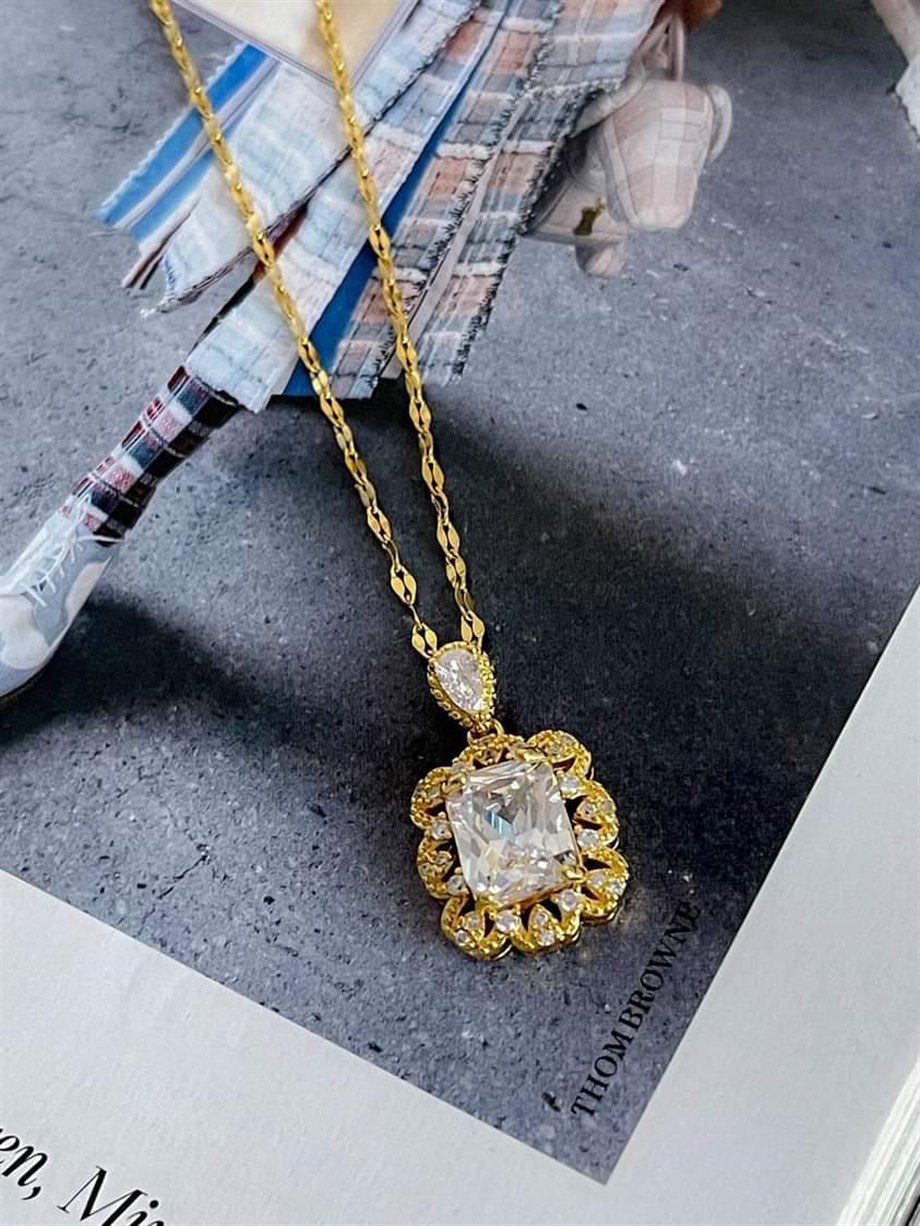 Çelik Gold Renk Baget Taşlı Kolye (46 Cm)