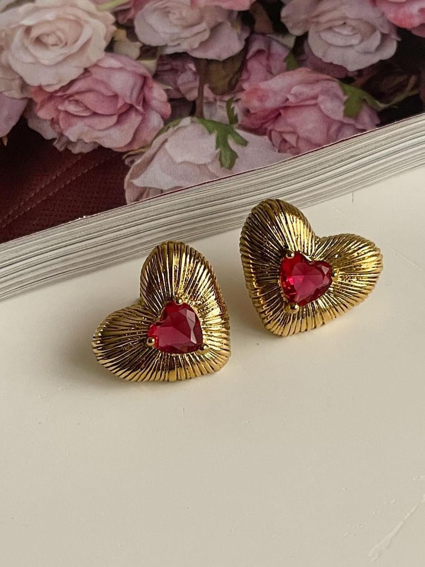 Çelik Gold Renk Fuşya Baget Kalp Vintage Küpe (1.80 Cm)
