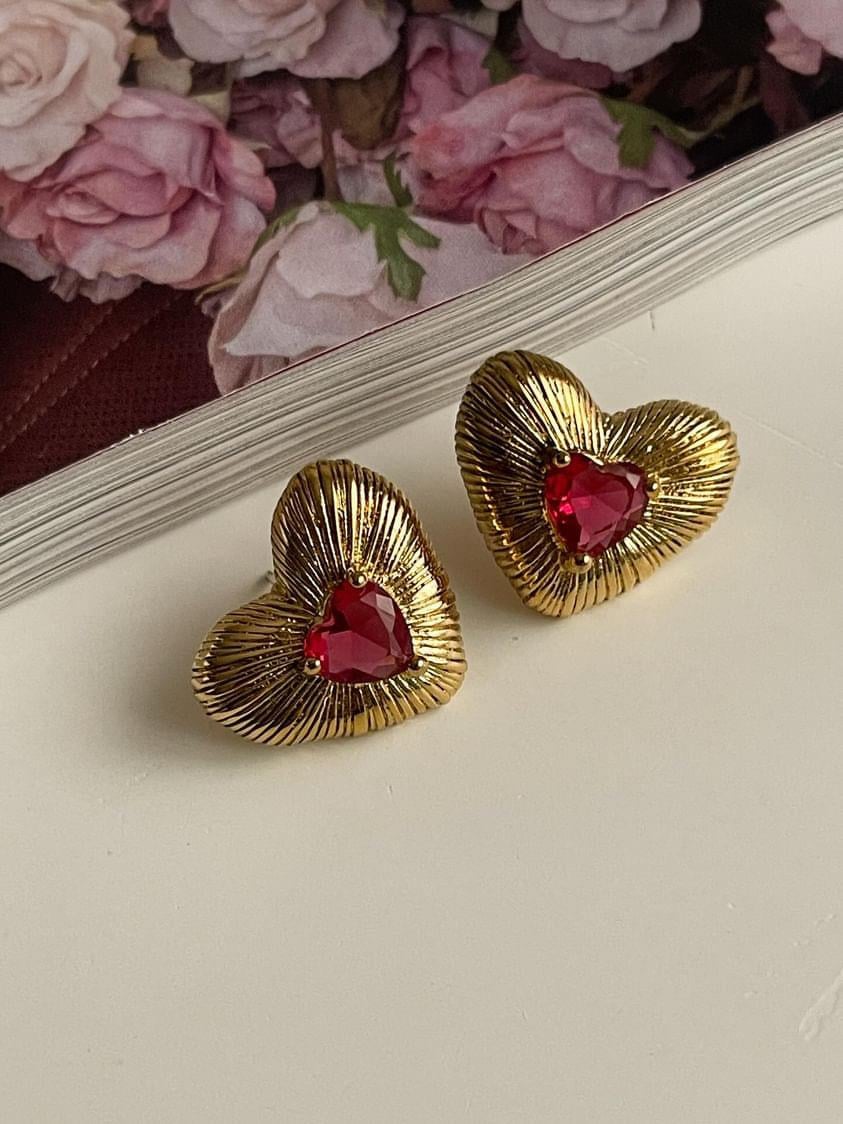 Çelik Gold Renk Fuşya Baget Kalp Vintage Küpe (1.80 Cm)