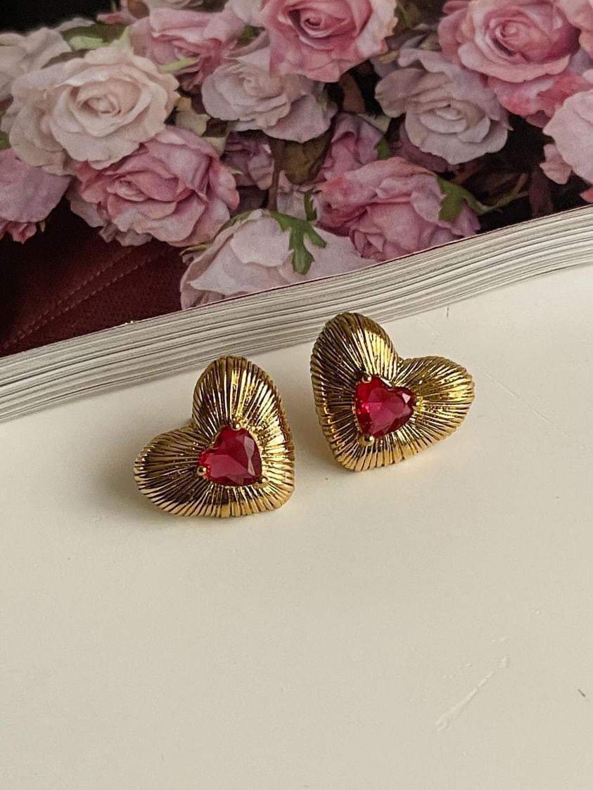 Çelik Gold Renk Fuşya Baget Kalp Vintage Küpe (1.80 Cm)
