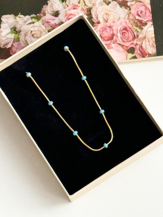 Çelik Gold Renk Mavi Boncuklu Minimal Kolye (45 Cm)