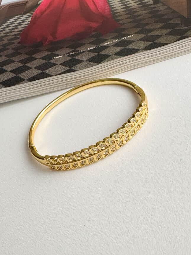 Çelik Gold Renk Yaprak Model Kelepçe Bileklik