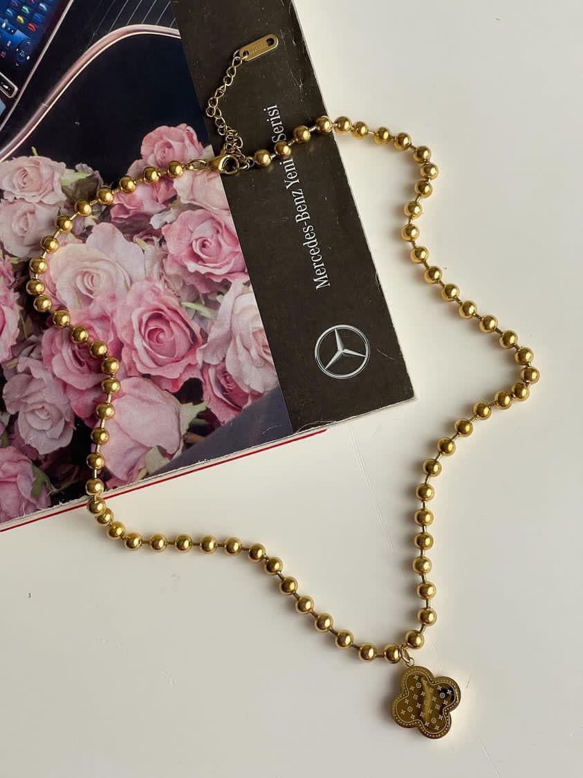 Çelik Gold Topçuklu Cleef Uçlu Kolye (52 Cm)