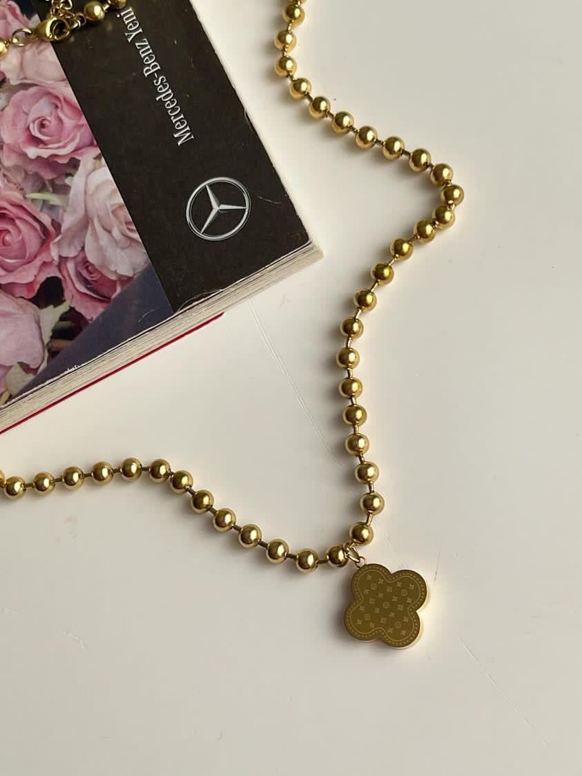 Çelik Gold Topçuklu Cleef Uçlu Kolye (52 Cm)