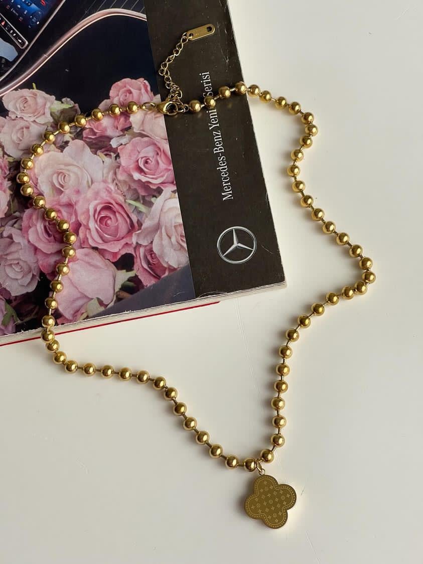Çelik Gold Topçuklu Cleef Uçlu Kolye (52 Cm)