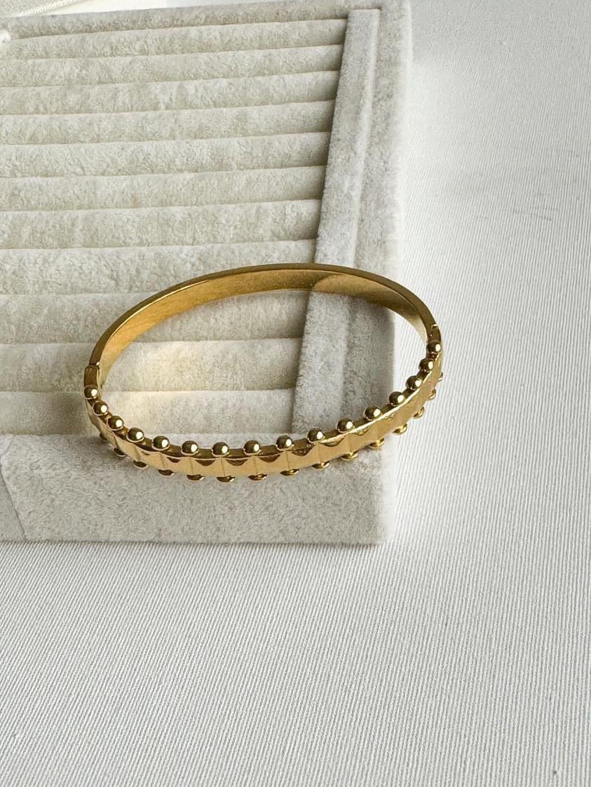 Çelik Gold Topçuklu Kelepçe Bileklik 