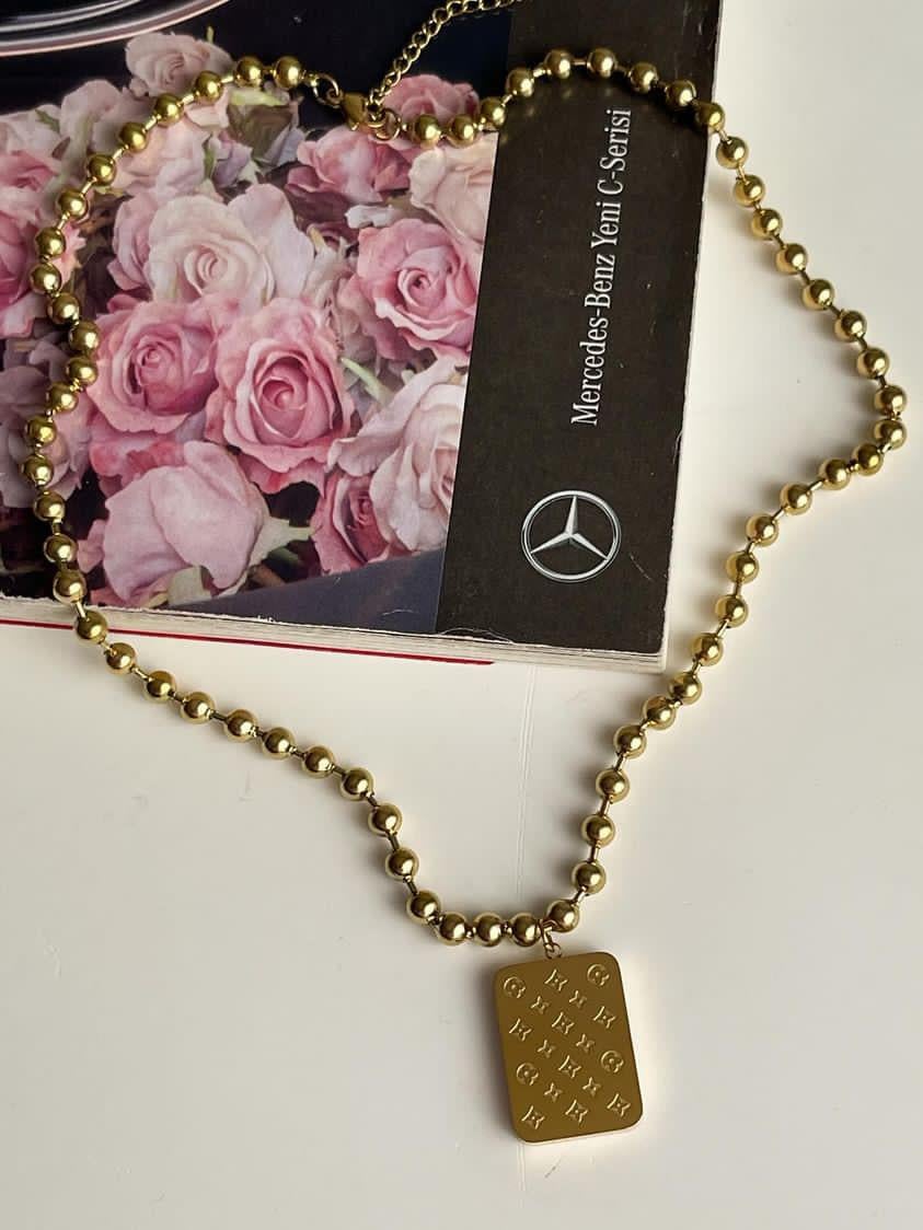 Çelik Gold Topçuklu Love Plaka Çift Taraflı Kolye (52 Cm)