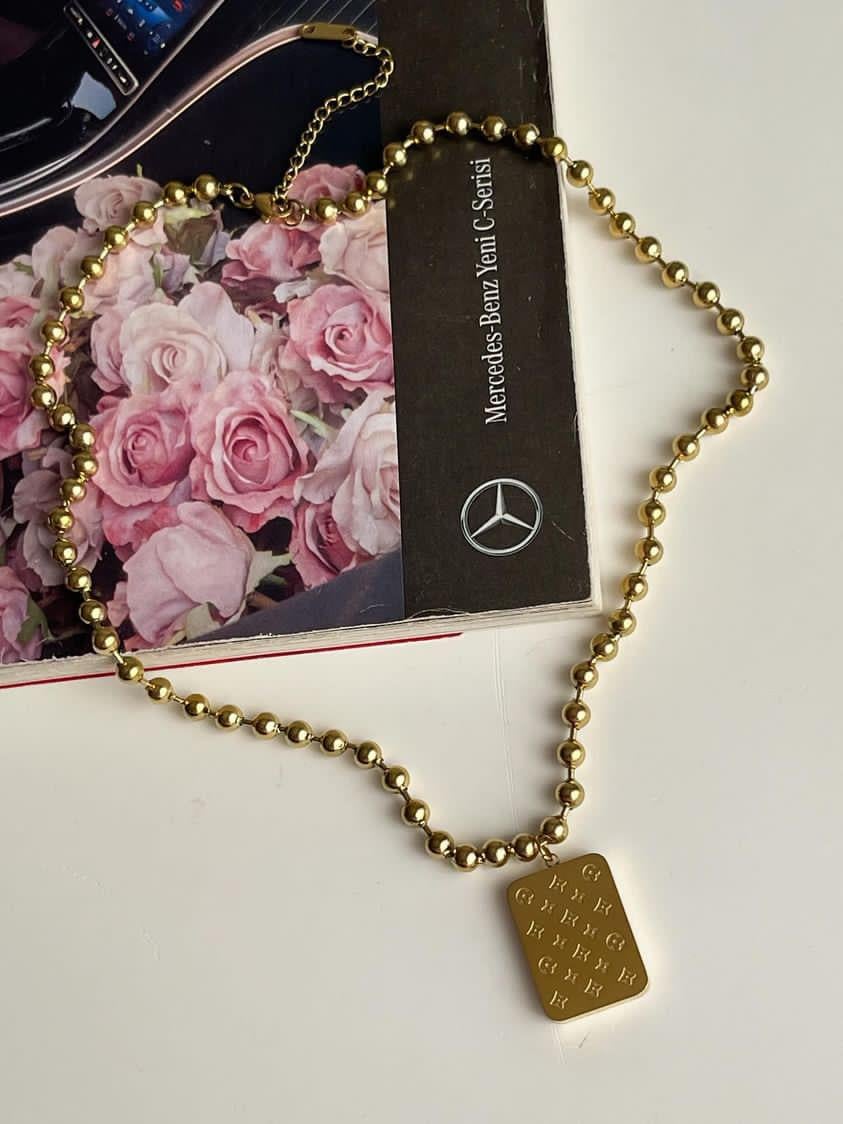 Çelik Gold Topçuklu Love Plaka Çift Taraflı Kolye (52 Cm)