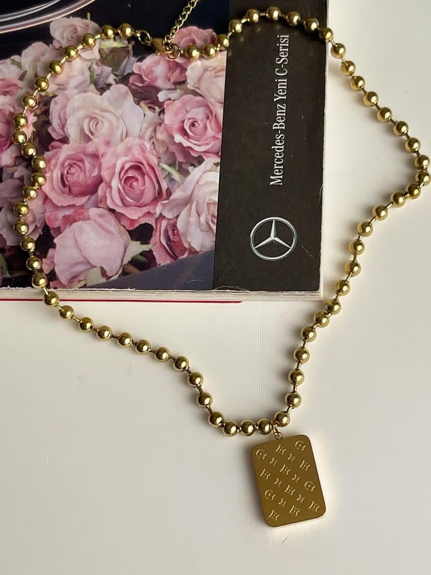 Çelik Gold Topçuklu Love Plaka Çift Taraflı Kolye (52 Cm)