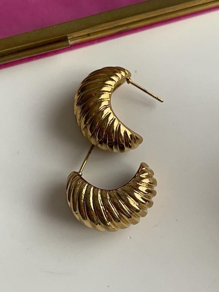 Çelik Gold Yarım Midye Vintage Küpe (2 Cm)