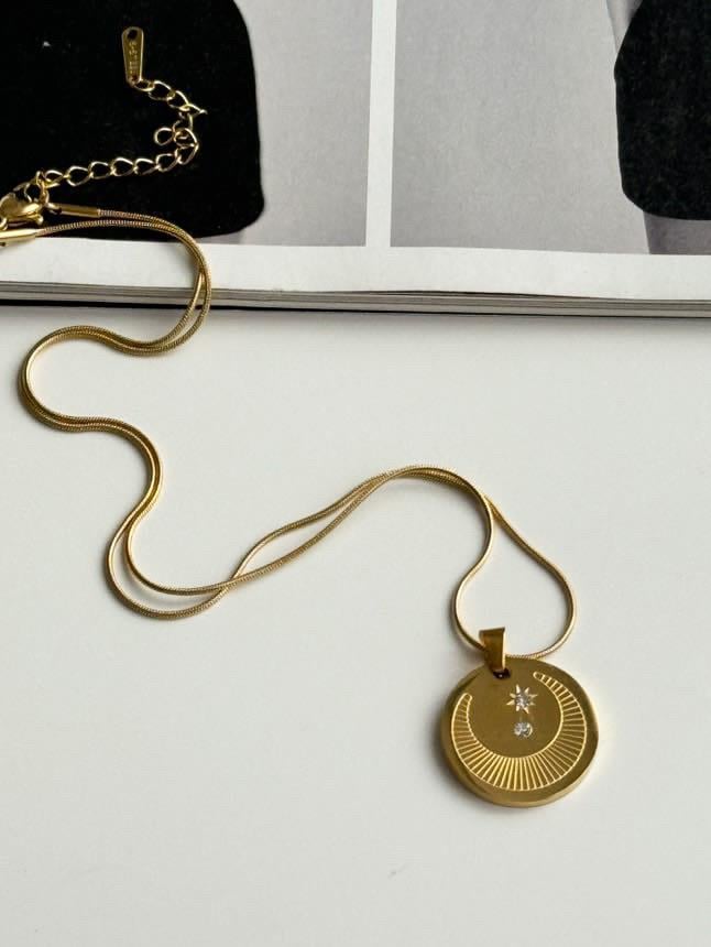 Çelik Gold Yıldız Madalyon Kolye (47 Cm)
