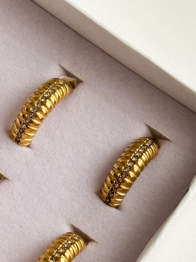 Çelik Gold Zirkon Taşlı Numaralı Yüzük (17 Numara)