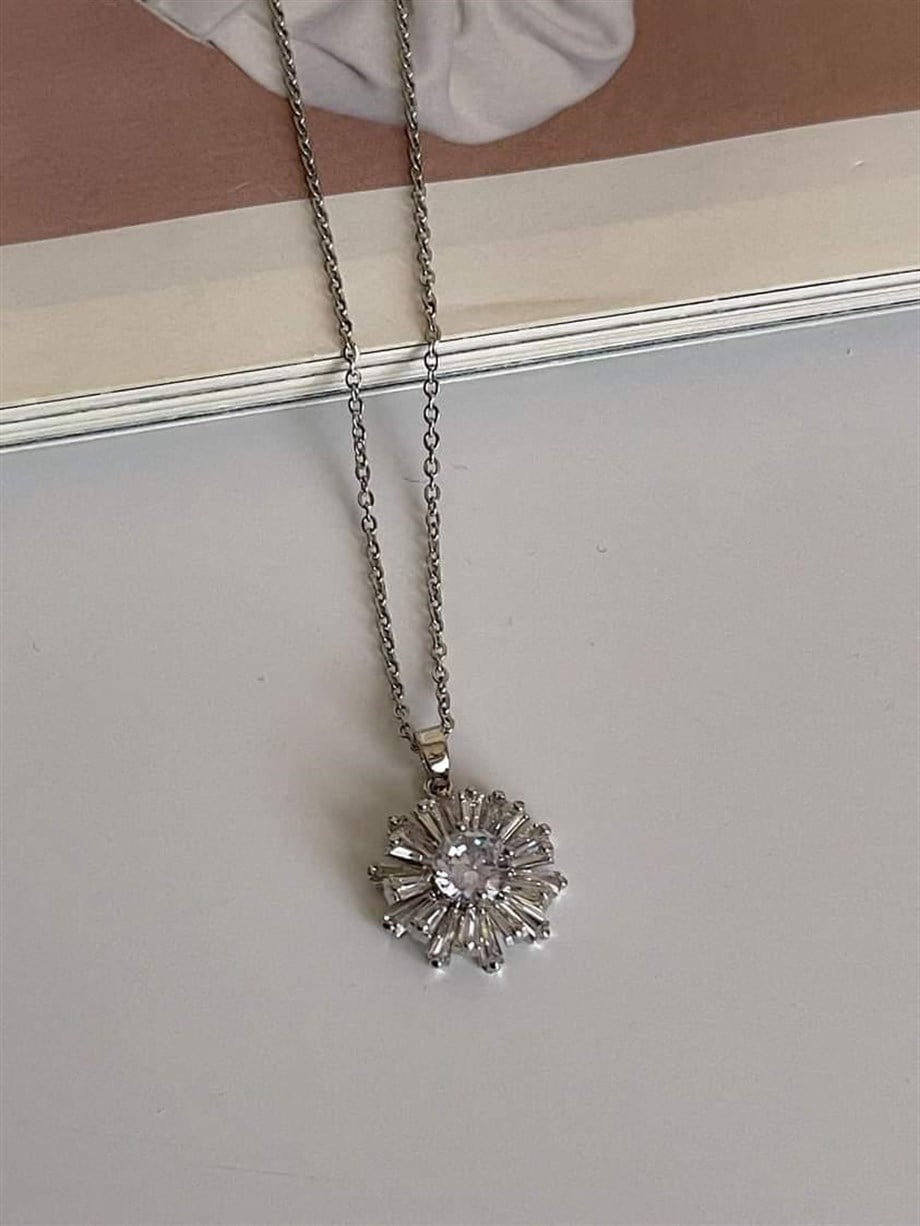 Çelik Gümüş Renk Baget Taşlı Minimal Kolye (45 Cm)