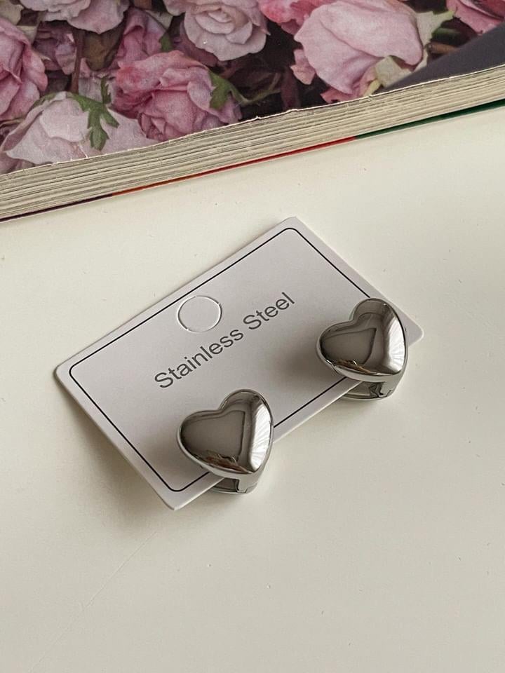 Çelik Gümüş Renk Kalp Küpe (1.5 Cm)