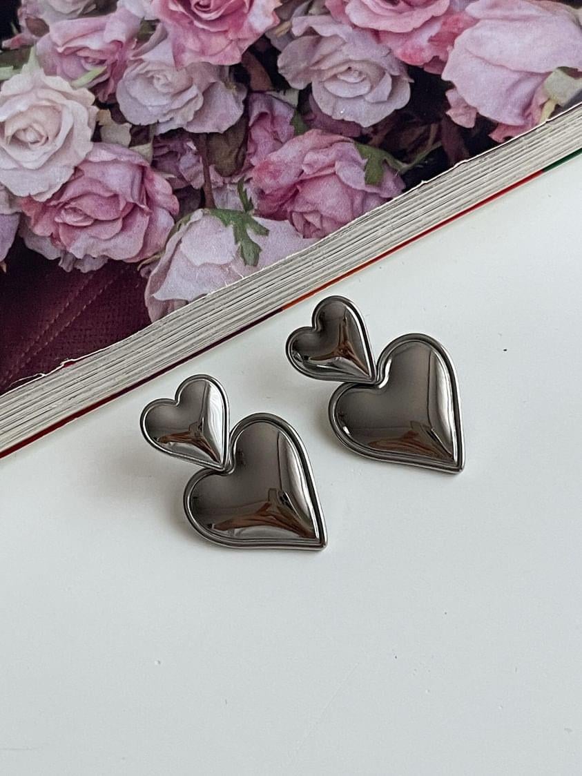 Çelik Gümüş Renk Kalp Küpe (3 Cm)