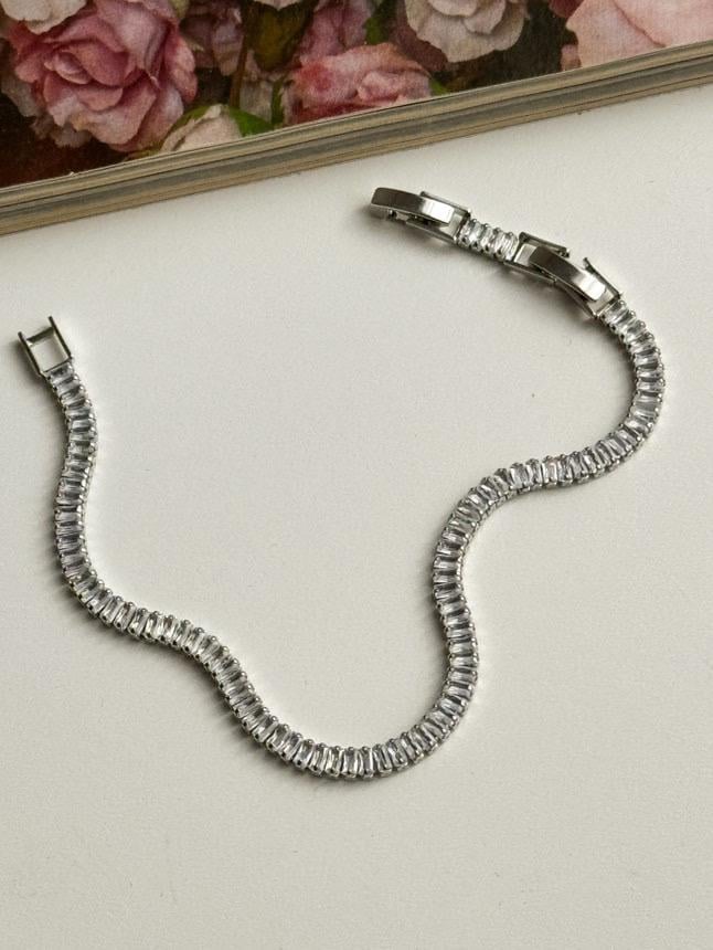 Çelik Gümüş Renk Küçük Baget Taşlı Valeria Bileklik (20 Cm) 