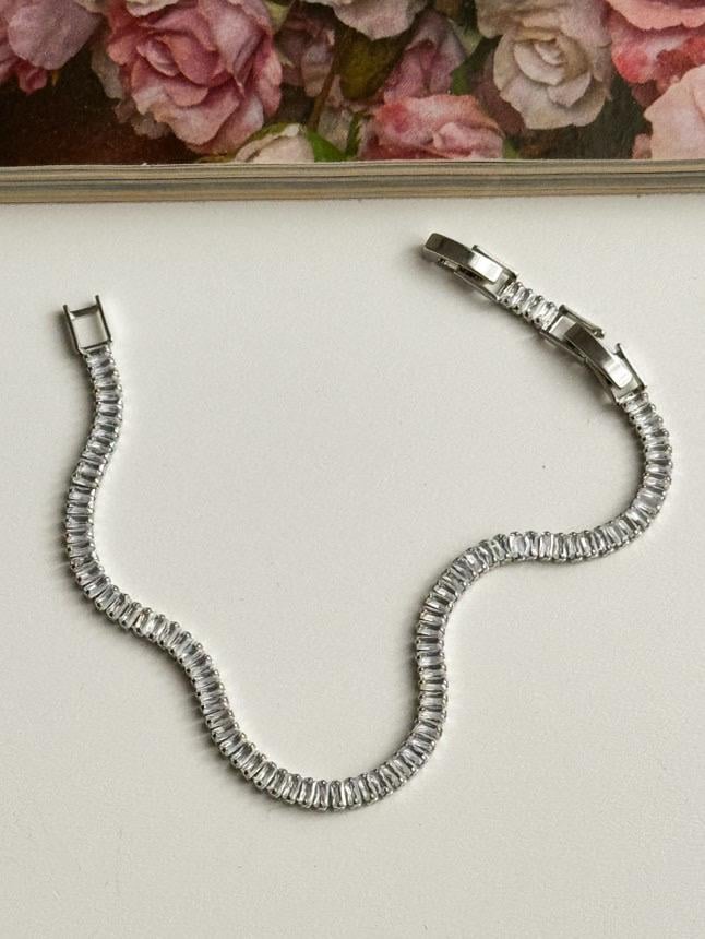 Çelik Gümüş Renk Küçük Baget Taşlı Valeria Bileklik (20 Cm) 
