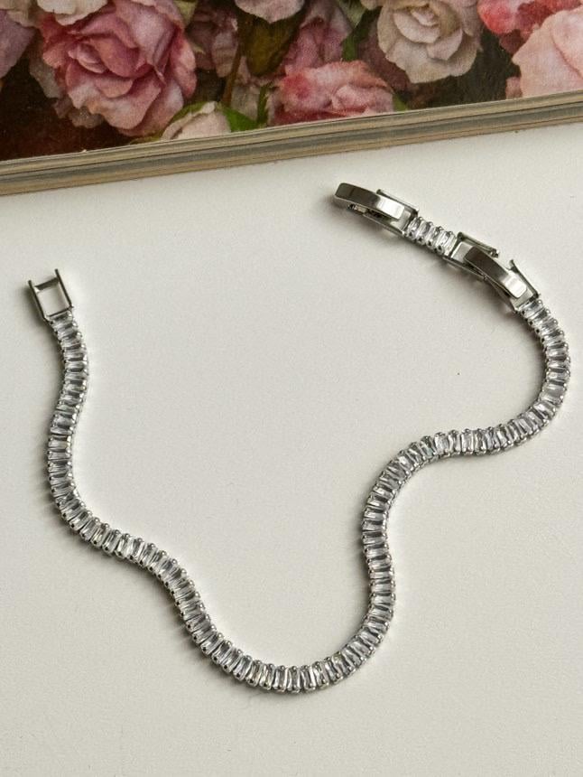 Çelik Gümüş Renk Küçük Baget Taşlı Valeria Bileklik (20 Cm) 