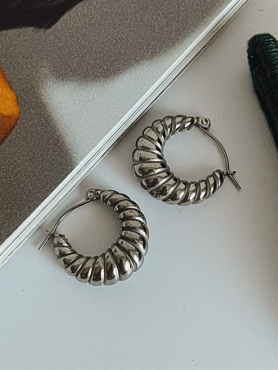Çelik Gümüş Renk Midye Vintage Küpe (2 Cm)