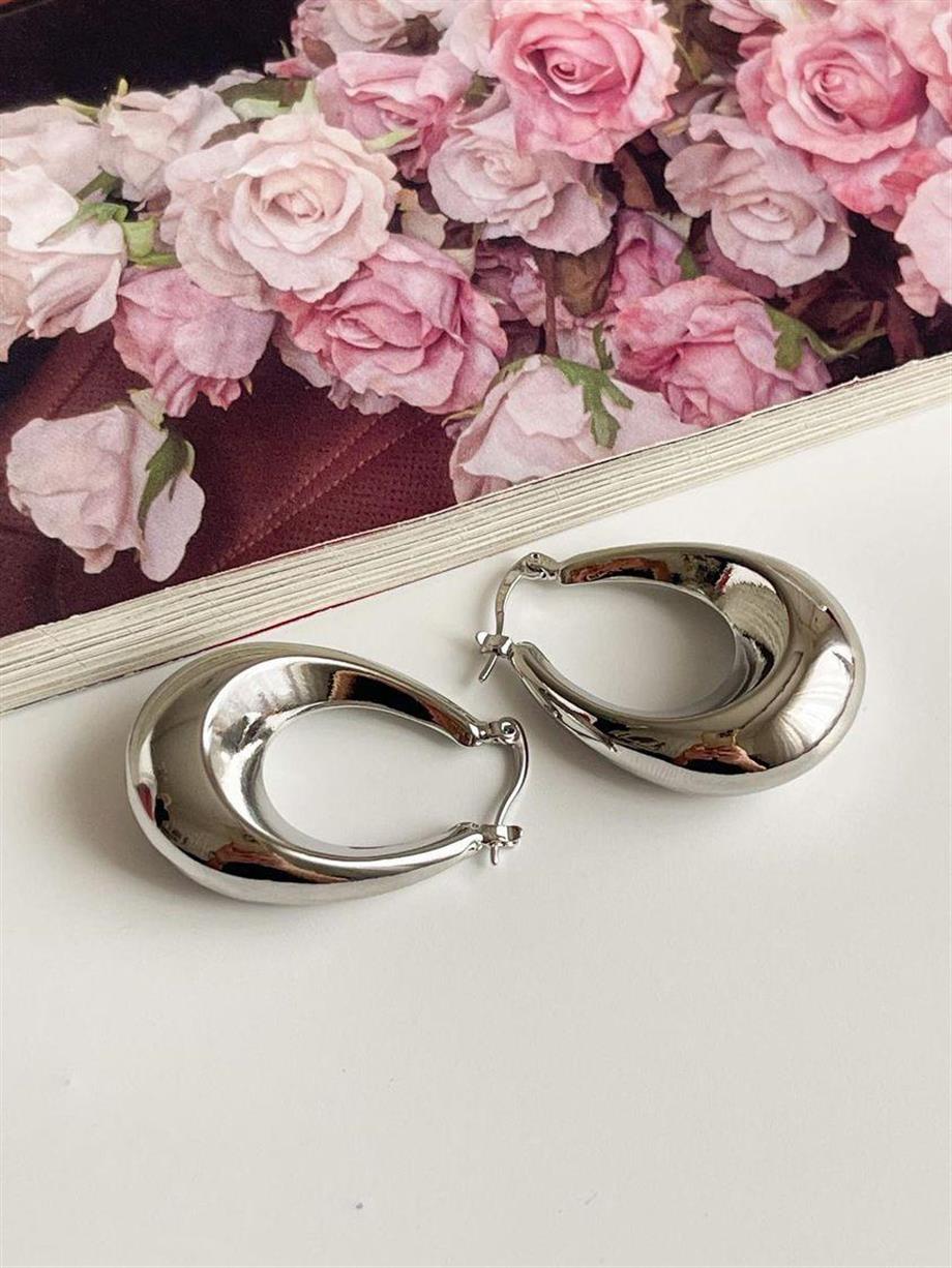Çelik Gümüş Renk Steel Oval Halka Küpe (3.5 Cm)