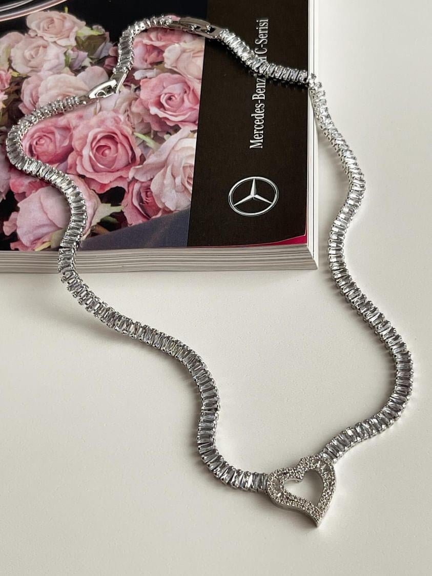 Çelik Gümüş Renk Valeria Baget Kalpli Kolye (45 Cm)