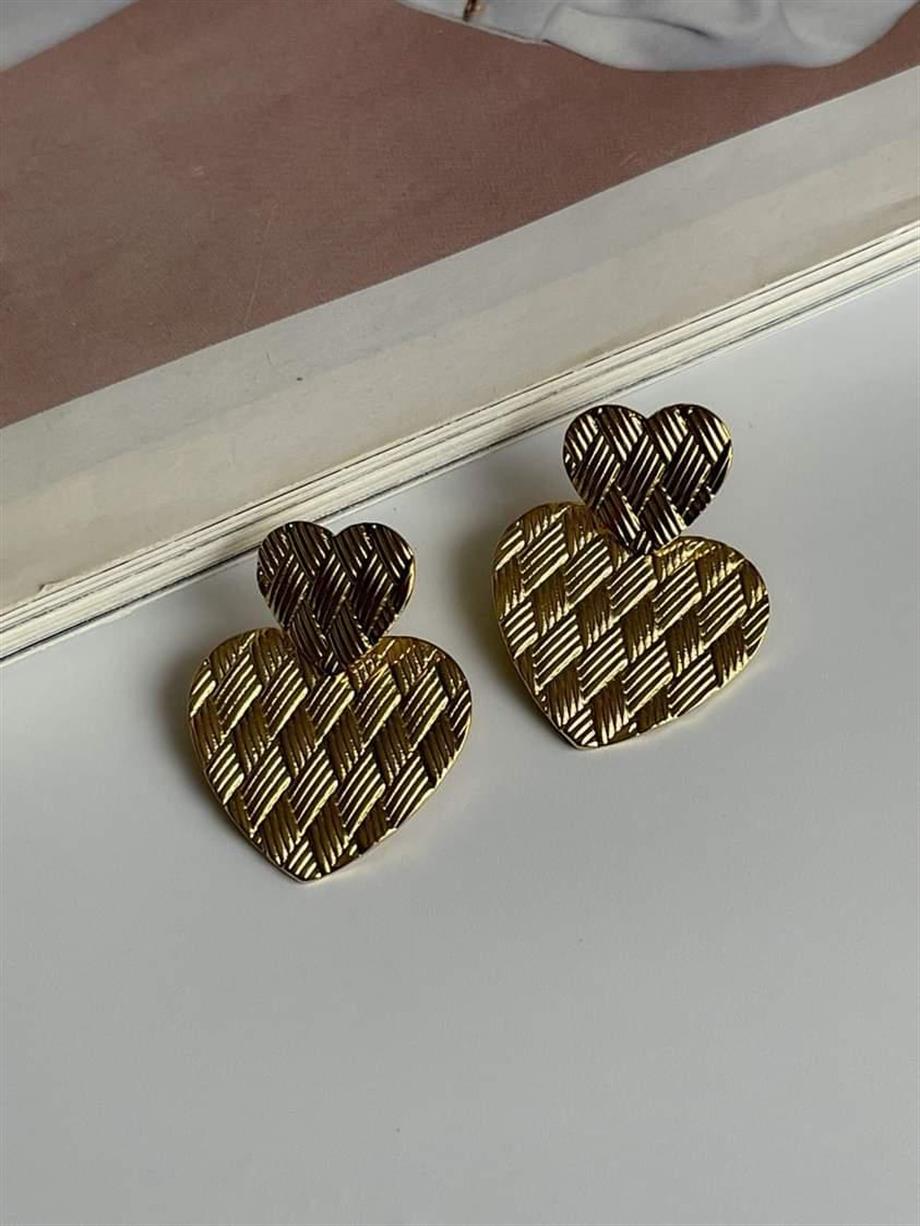 Çelik Kalpli Küpe  (3.5 Cm)