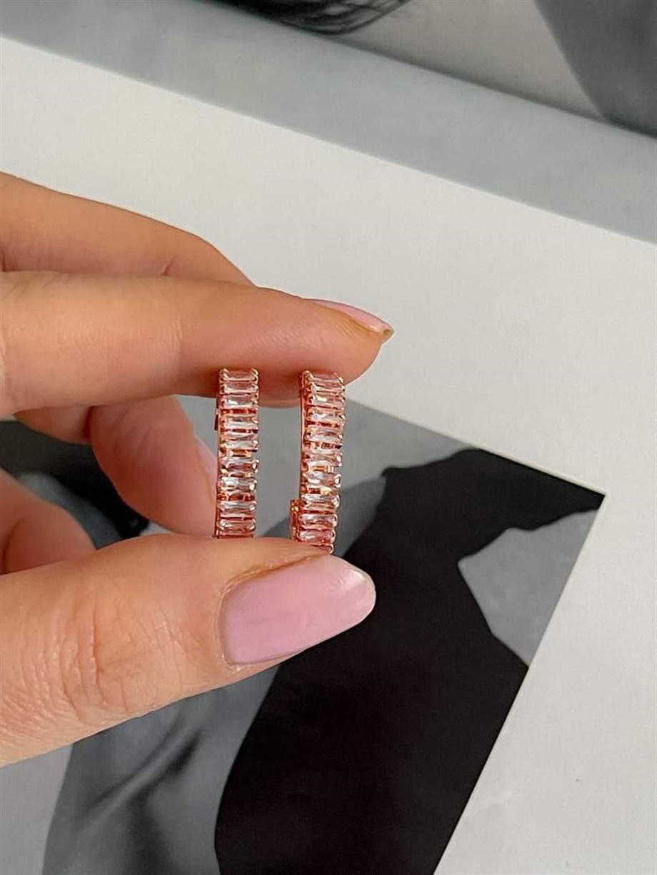 Çelik Pembe Baget Taşlı Halka Küpe (2.20 Cm)