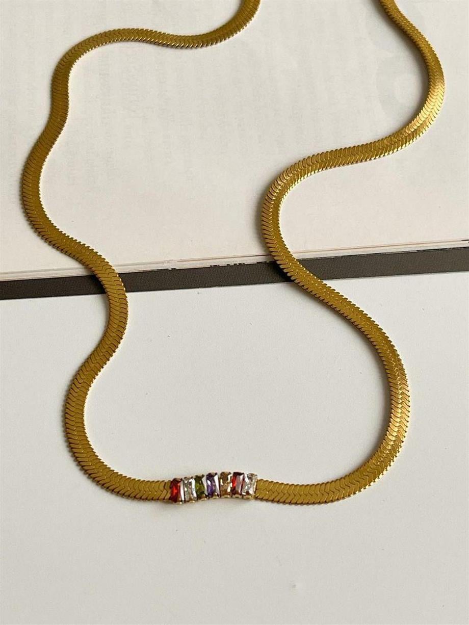 Çelik Renkli Baget Taşlı İtalyan Zincirli Lena Kolye (47 Cm)