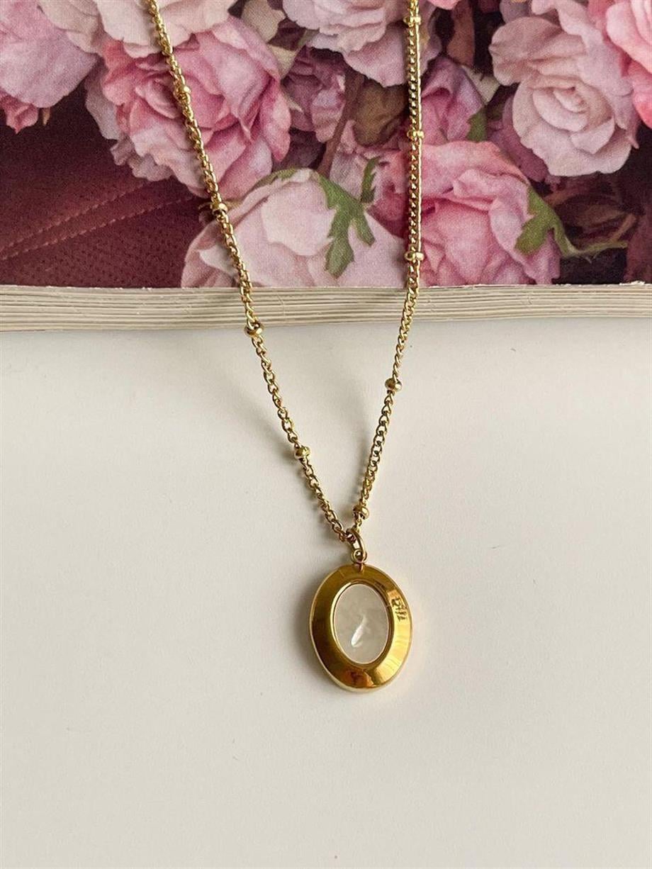 Çelik Sedefli Beyaz Oval Minimal Kolye (46 Cm)