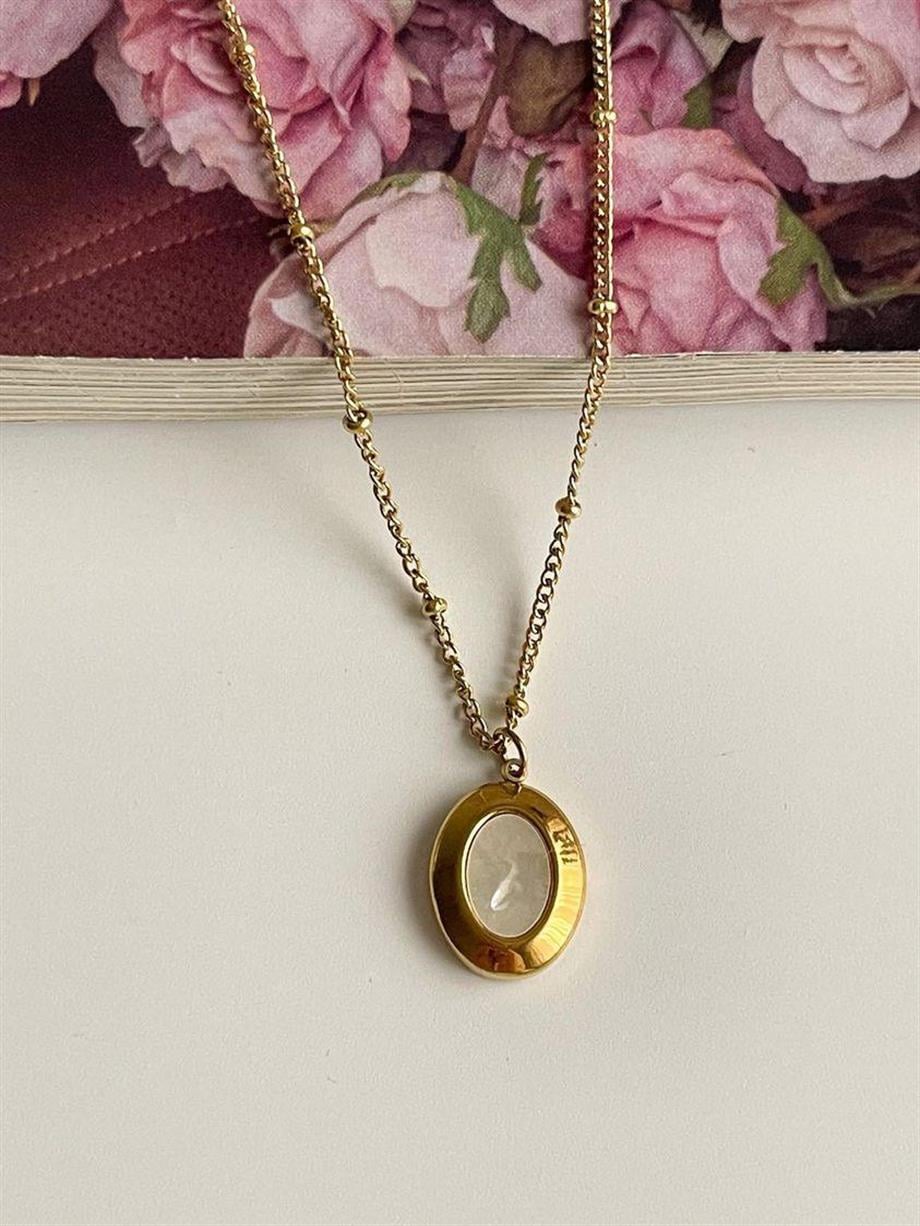 Çelik Sedefli Beyaz Oval Minimal Kolye (46 Cm)