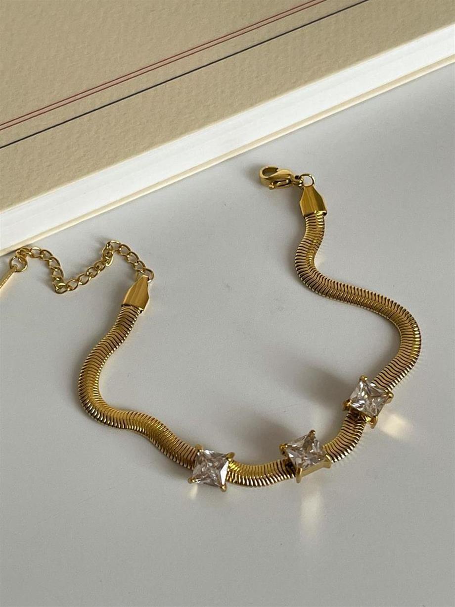 Çelik Snake Üzerine Baget Taşlı Bileklik (21 Cm)