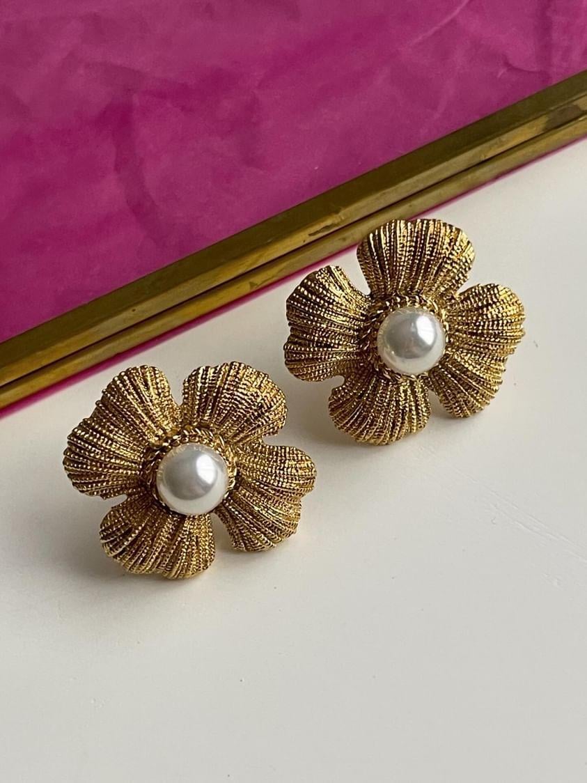 Çelik Vintage İncili Çiçek Küpe (2.20 Cm)