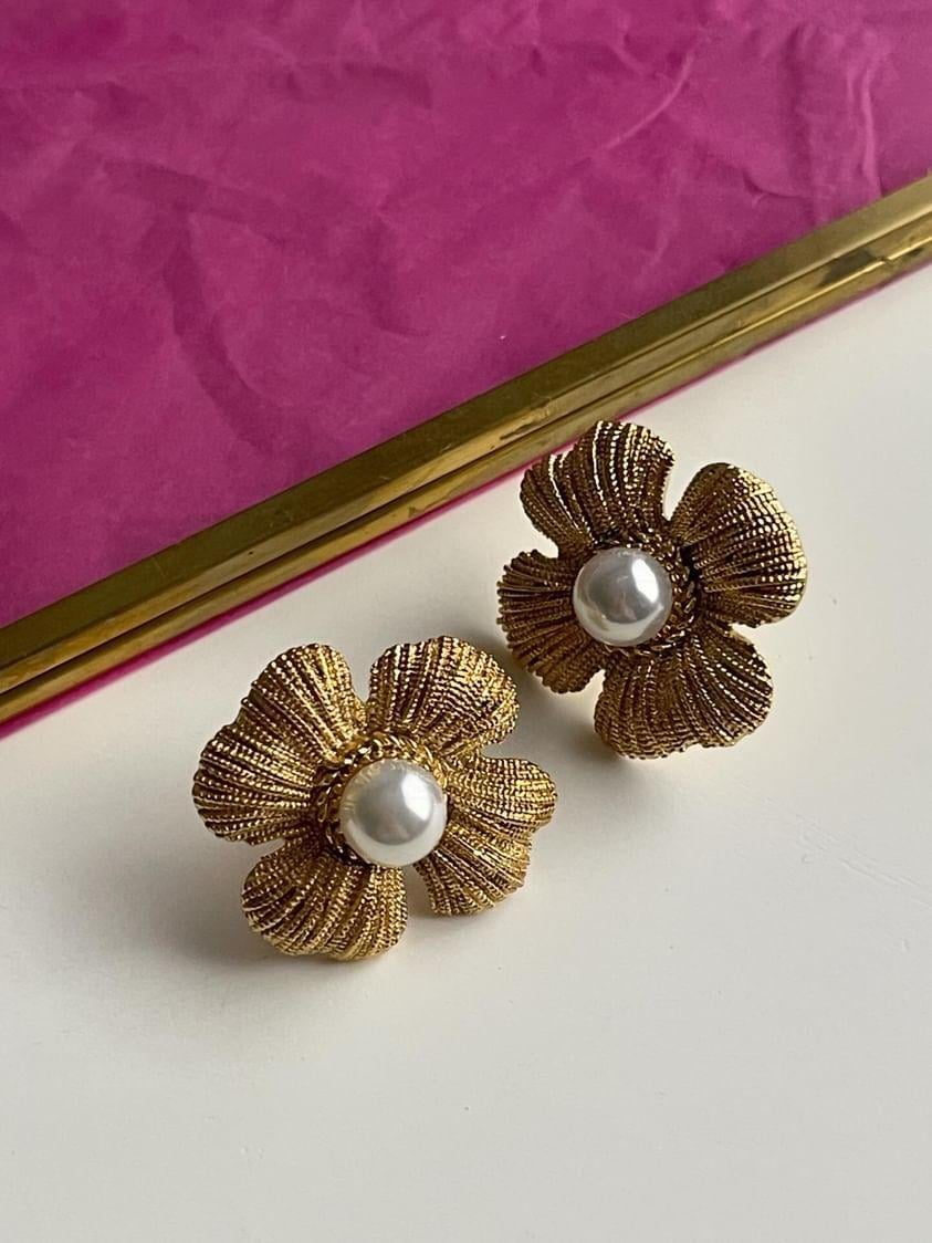 Çelik Vintage İncili Çiçek Küpe (2.20 Cm)
