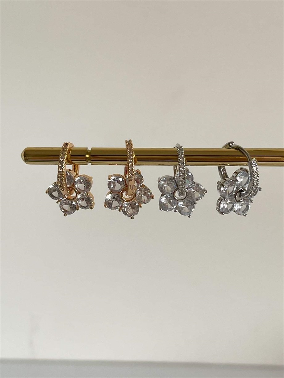 Gold Baget Taşlı Çiçek Küpe (2 Cm)