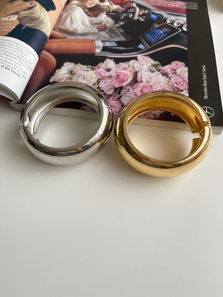 Gold Bombeli Vintage Yaylı Kelepçe Bileklik 
