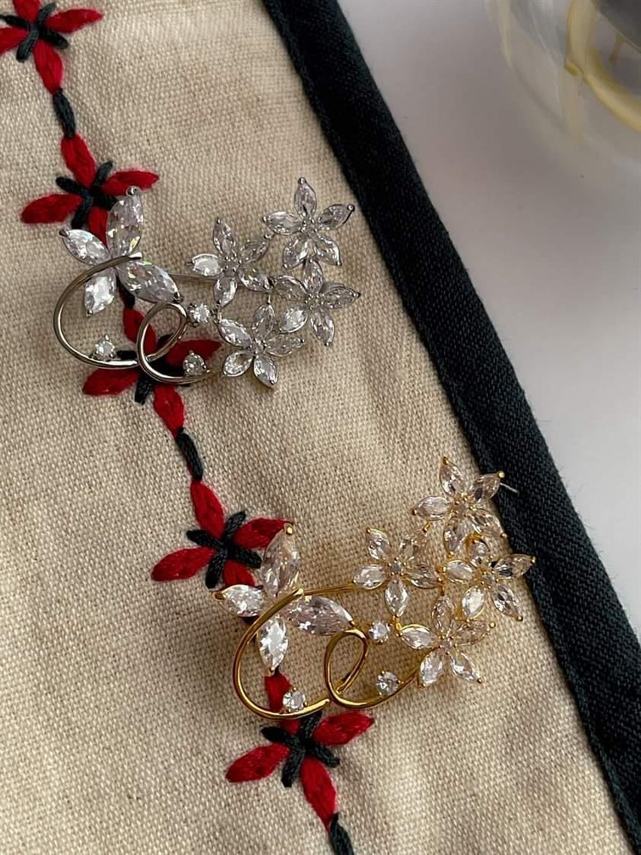 Gümüş Renk Baget Taşlı Broş (4 Cm)