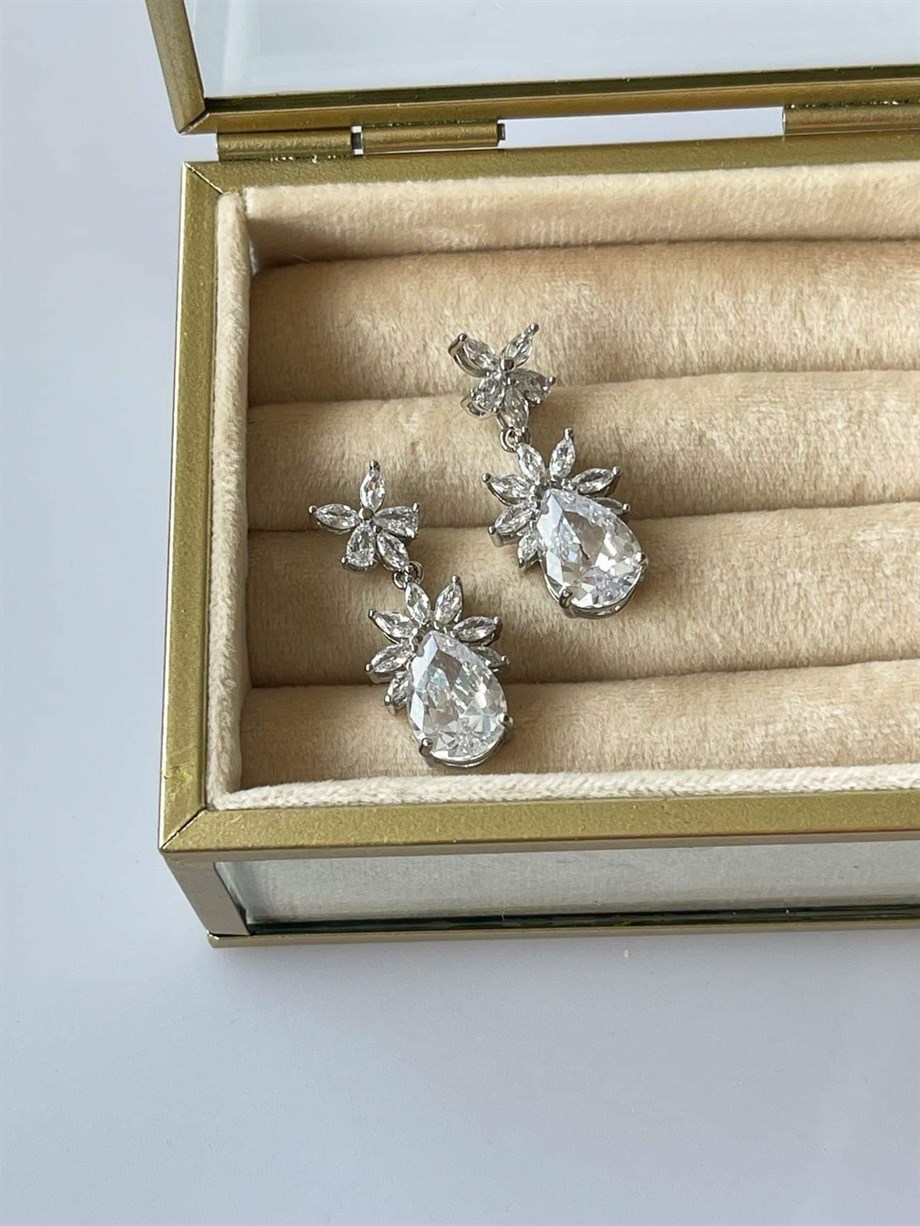 İthal Gümüş Renk Baget Taşlı Vıp Küpe (3.5 Cm)
