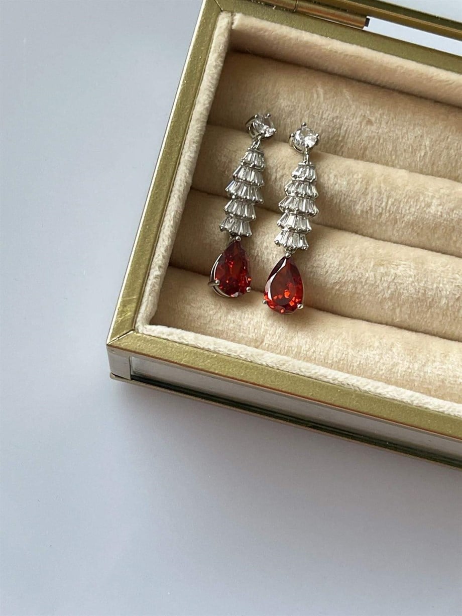 İthal Kırmızı Damla Taşlı Baget Küpe (4 Cm)